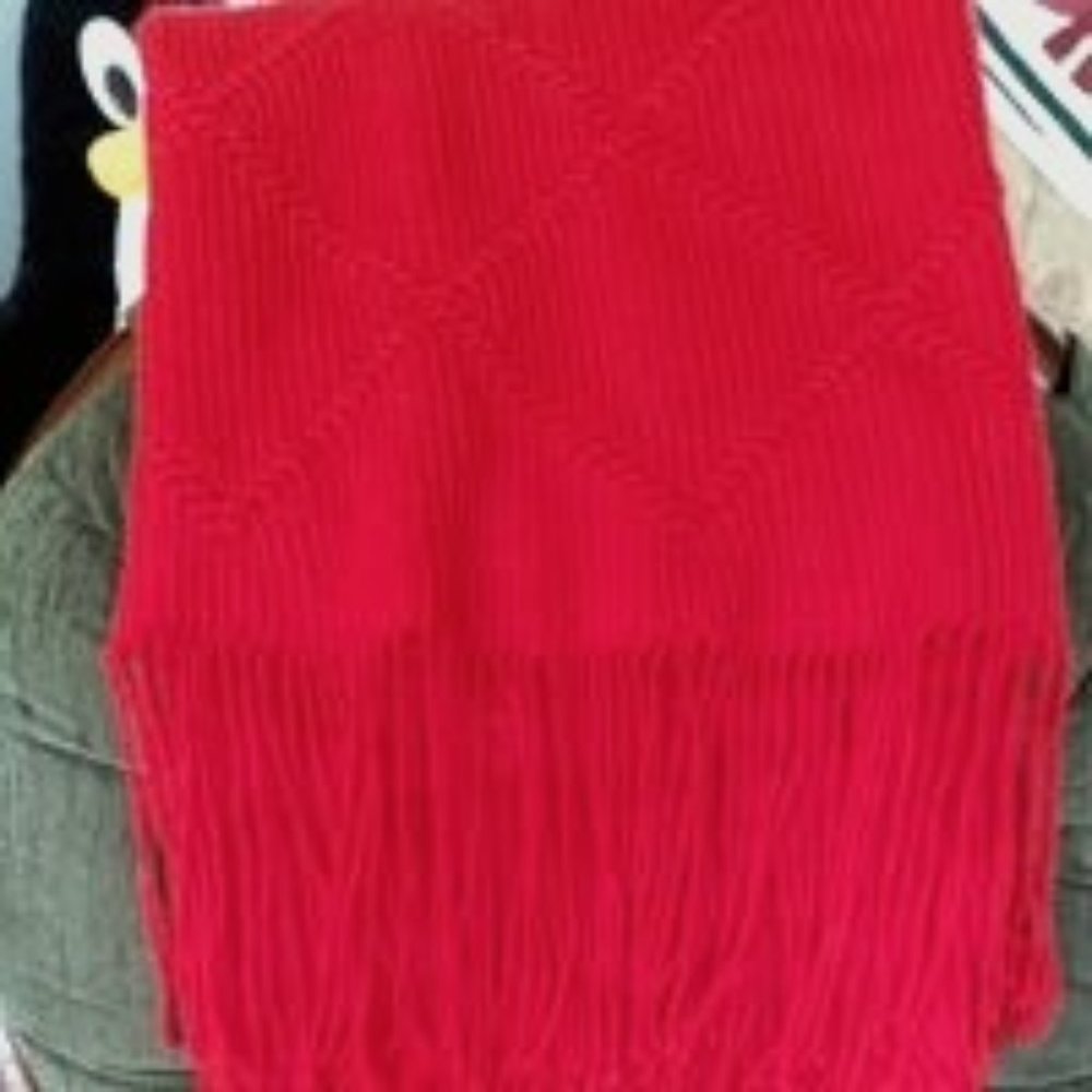 Vintage boho red with X's 5x3.5